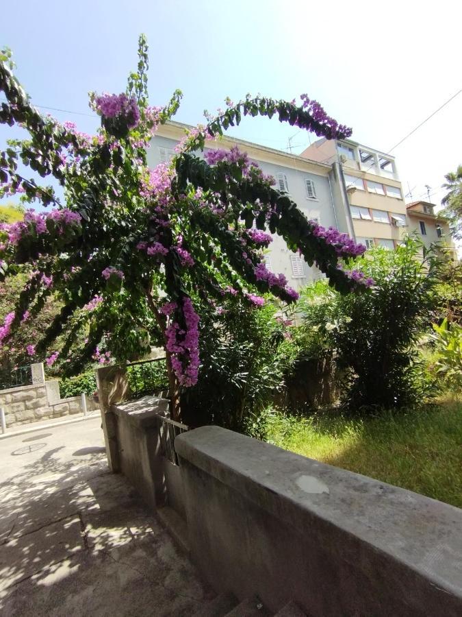 Bugenvilija Apartment Сплит Экстерьер фото