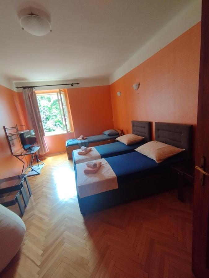 Bugenvilija Apartment Сплит Экстерьер фото